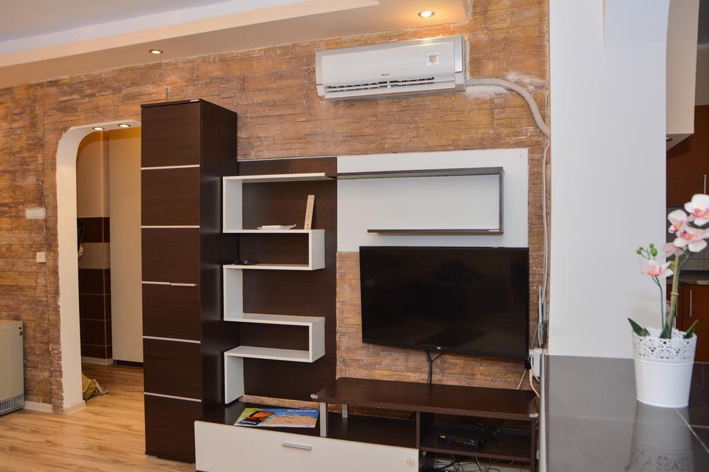 Apartment Ruza คลาโดโว ภายนอก รูปภาพ