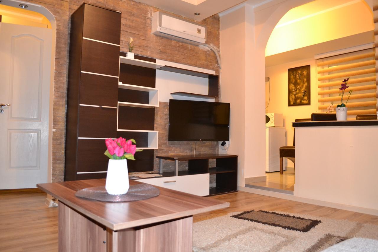 Apartment Ruza คลาโดโว ภายนอก รูปภาพ
