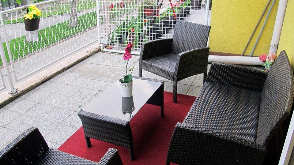 Apartment Ruza คลาโดโว ภายนอก รูปภาพ